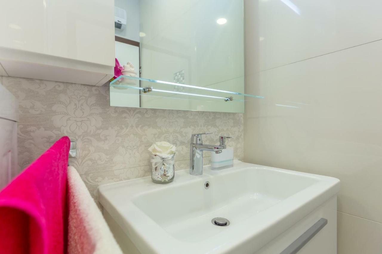 Hedera Estate, Hedera A24 Apartment Mokosica Luaran gambar